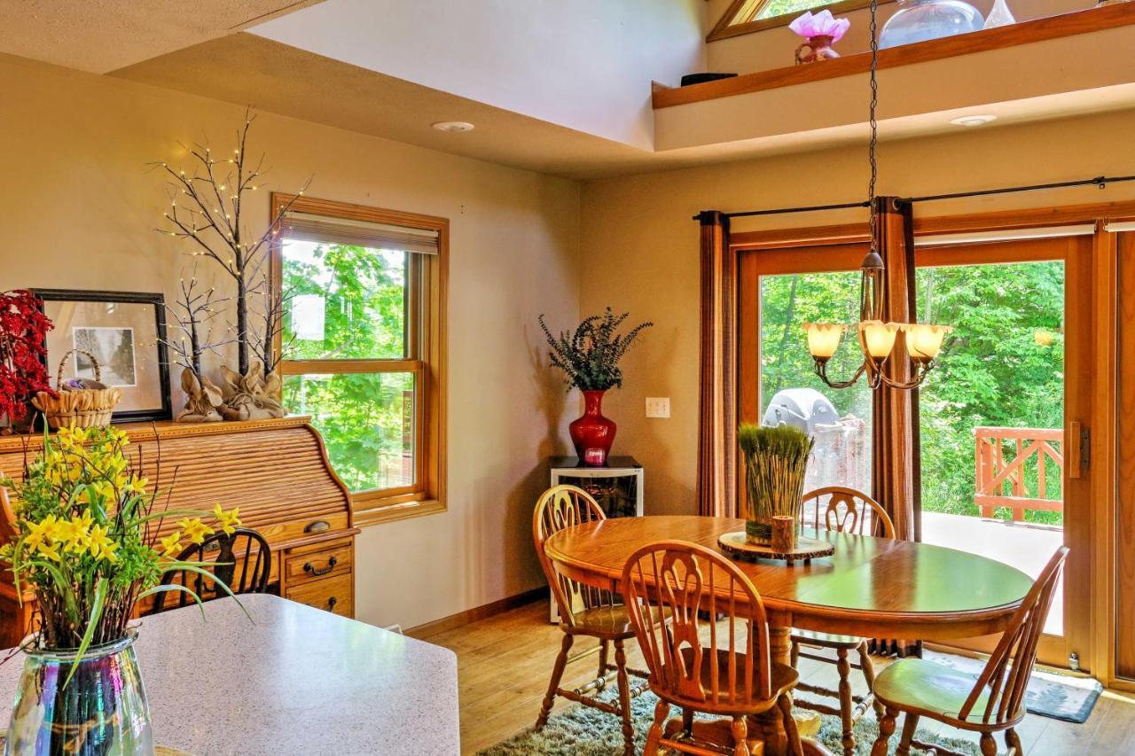 Roomy House On 2 Acres - 2 Mi To Egg Harbor Beach! Extérieur photo