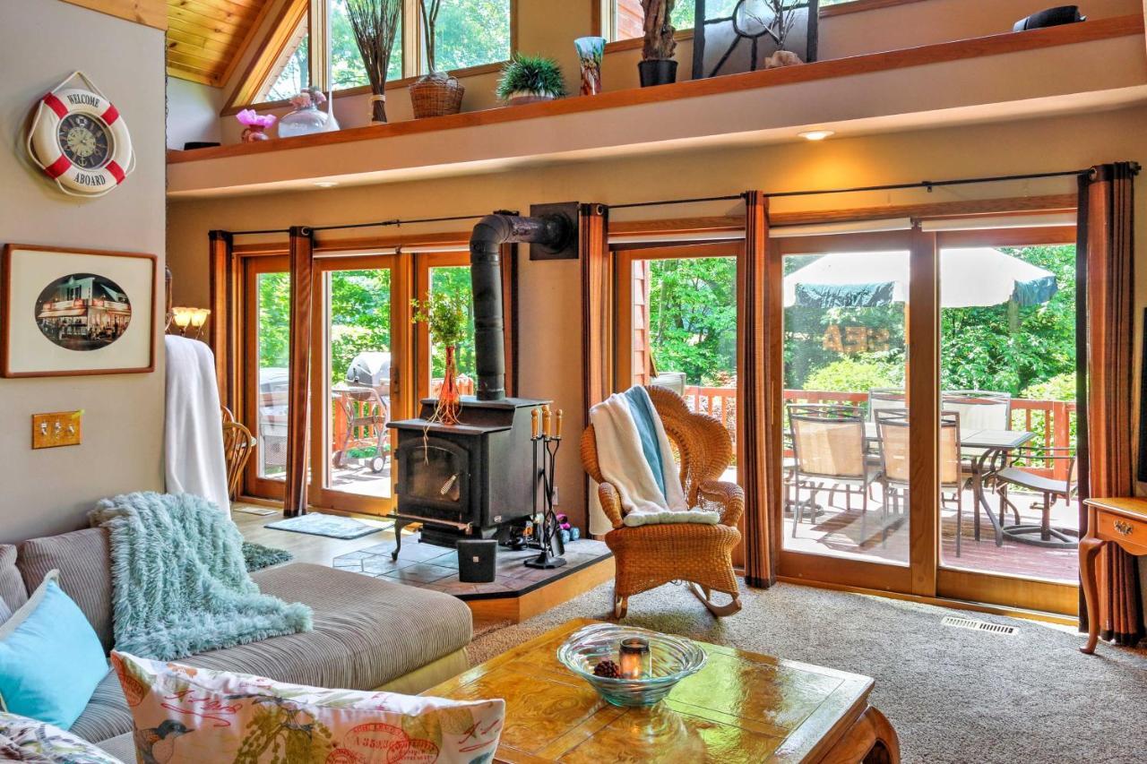 Roomy House On 2 Acres - 2 Mi To Egg Harbor Beach! Extérieur photo